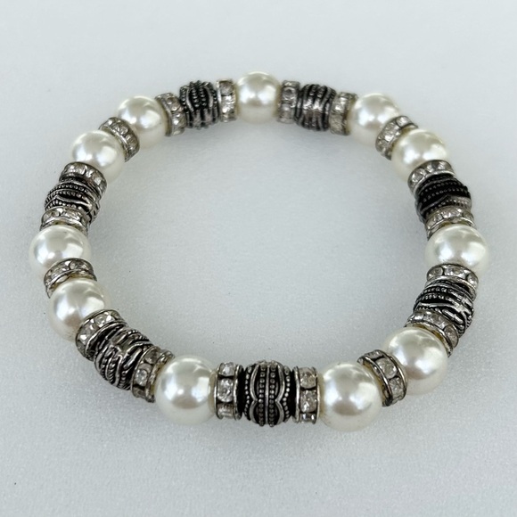 Faux Pearls with Rhinestone Rondelles and Silver Tone Beads Stretch Bracelet 8” - Picture 2 of 4